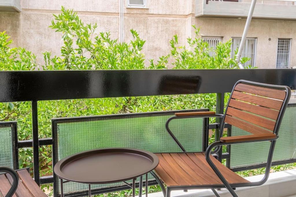 Apartament Alimos Sun-filled *